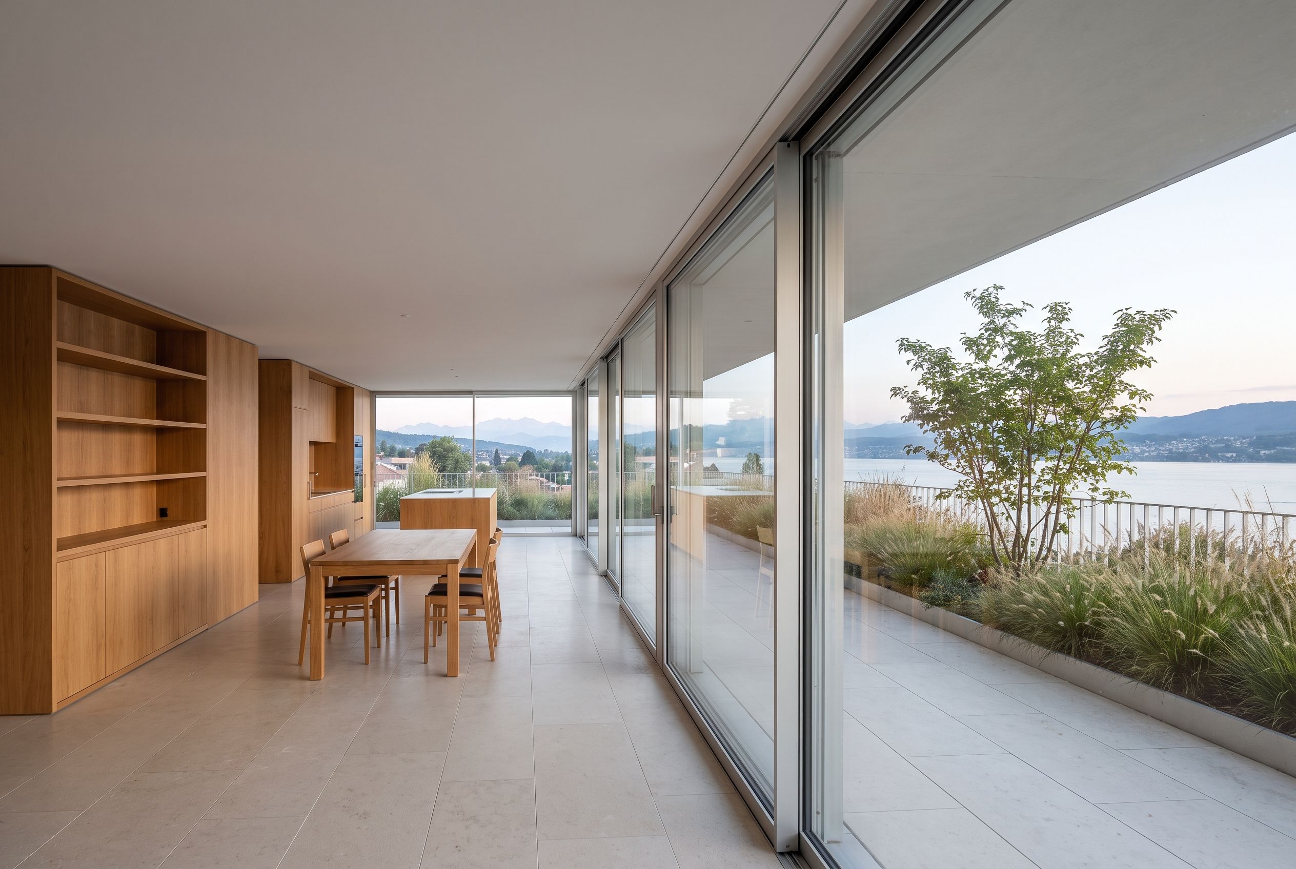 Lake Zurich Terraces: Interior